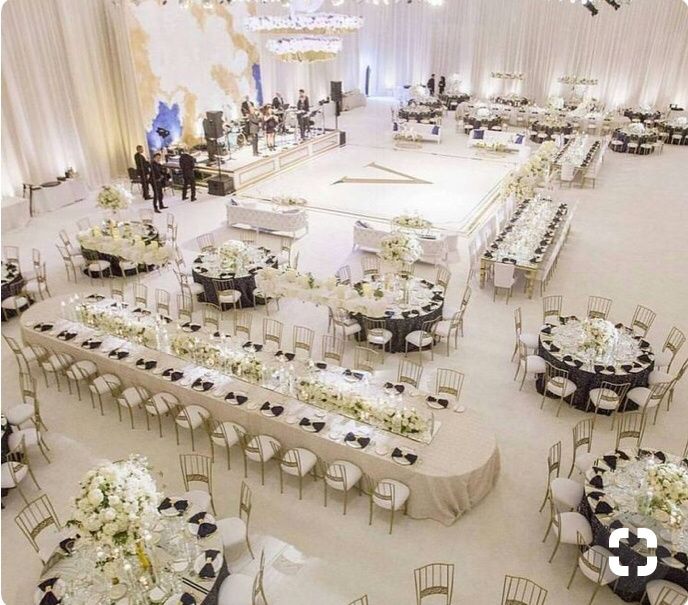 La fameuse disposition des tables 😱 - 16