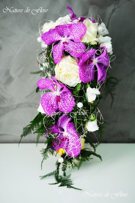 Different style de bouquet avec robe - 2