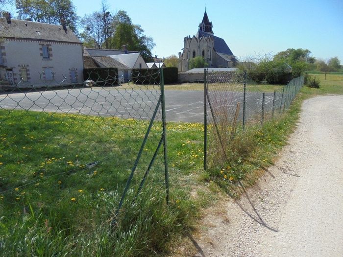 cour de la salle des fêtes pour VH