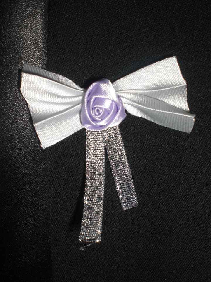 boutonnière satin