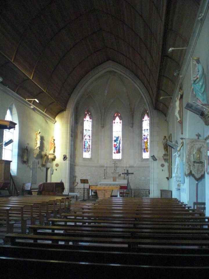 intérieur église