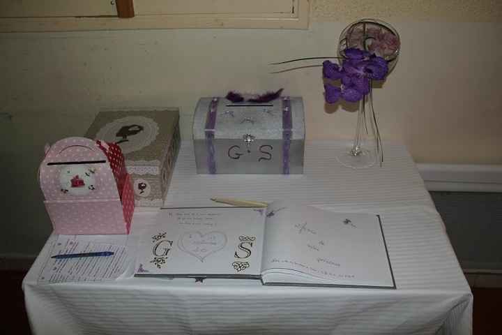 table urne+livre d'or