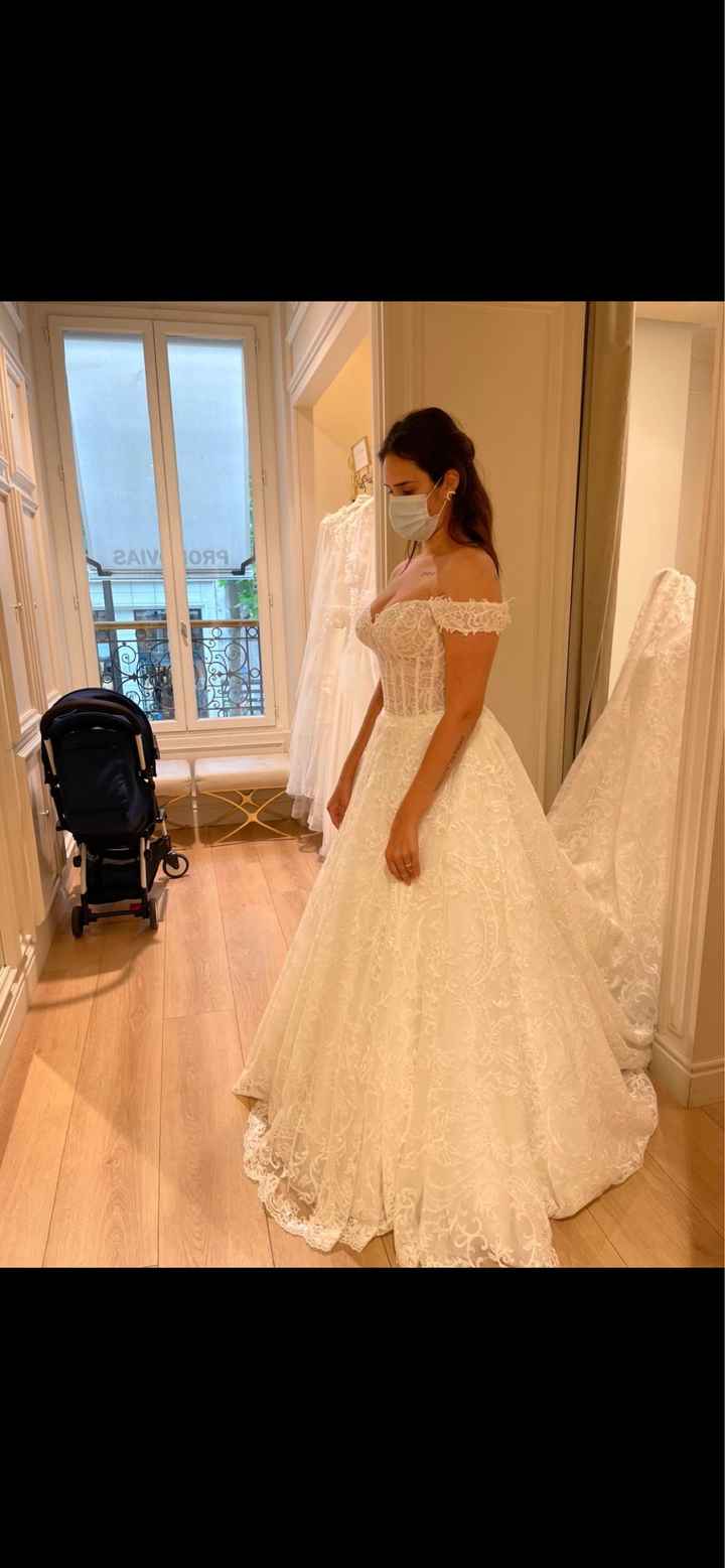 Vous aimez ma robe ? - 1