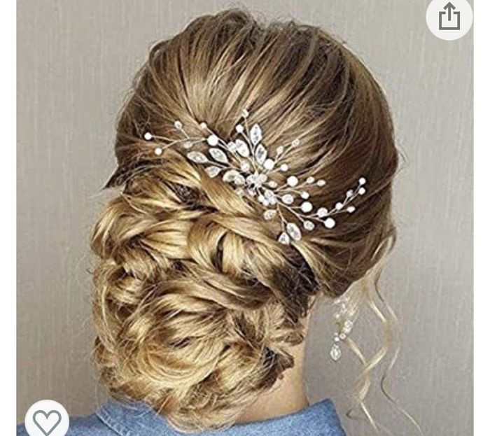 Accessoire cheveux : Avec ou sans 💁‍♀️ 1