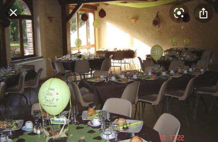 Domaine du bois Vinet, salle avec tables 4