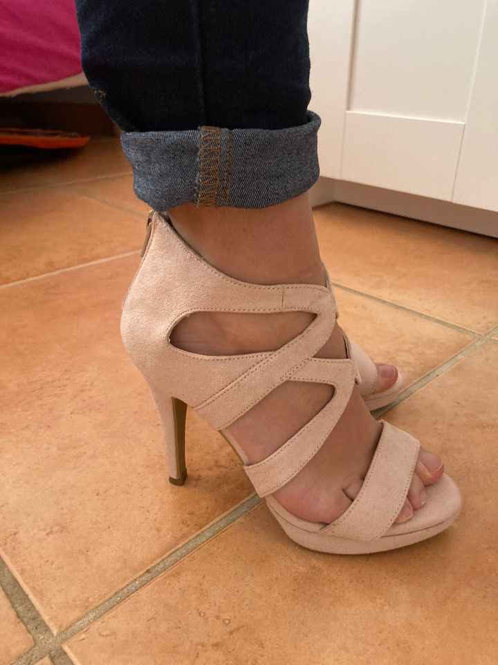 Interrogation Chaussures ! - 2