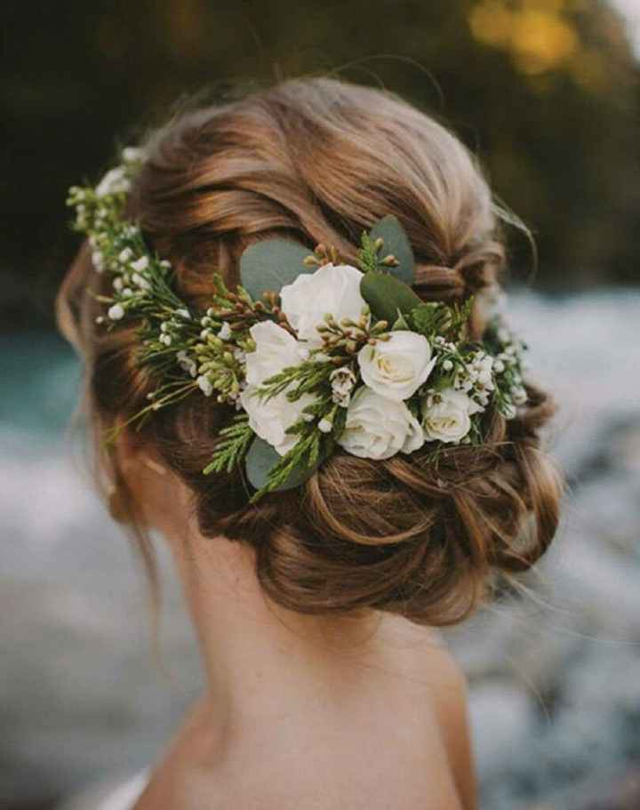 Et pourquoi pas un chignons fleuri? - 1