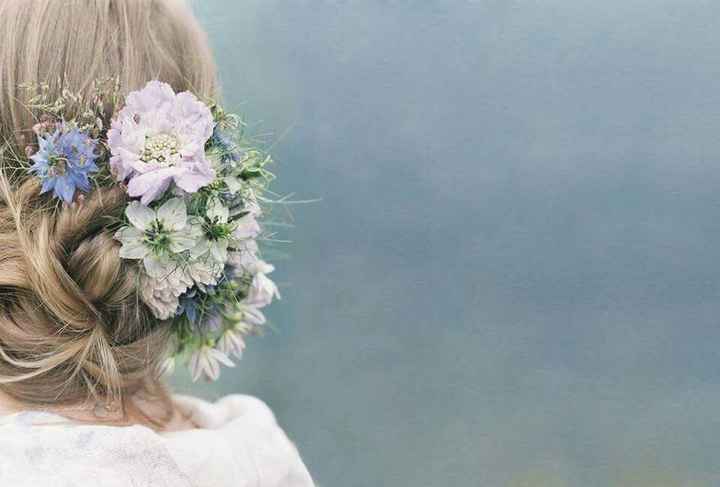 Et pourquoi pas un chignons fleuri? - 6