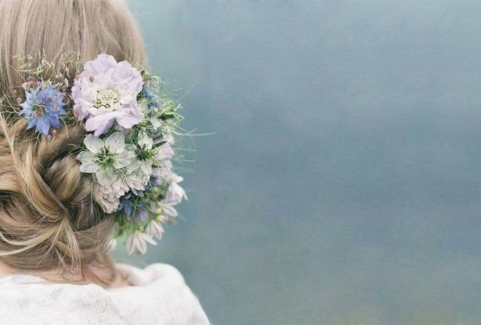 Et pourquoi pas un chignons fleuri? - 6