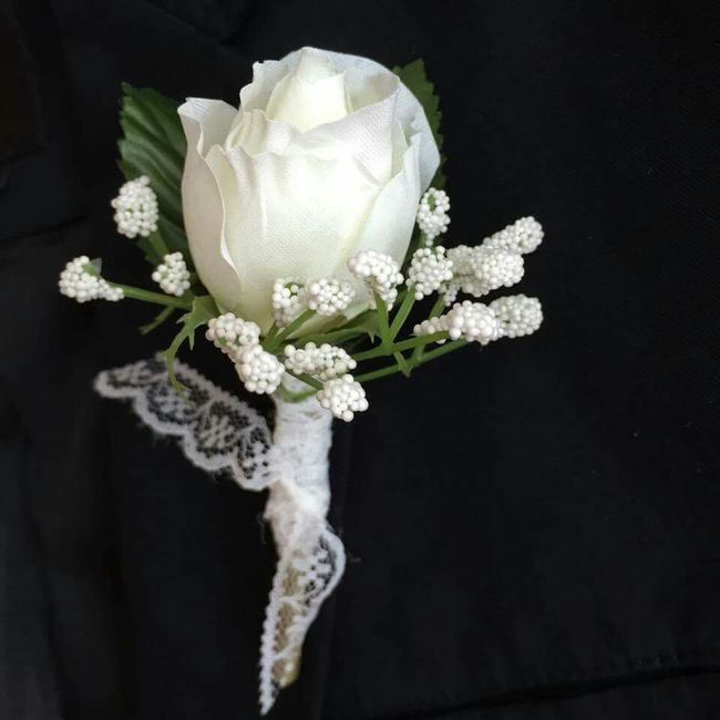  Boutonnières pour ces messieurs - 13