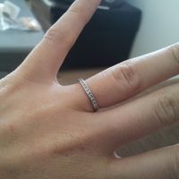 Qui porte une bague de fiançailles ? - 1