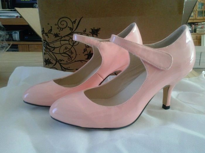Quelle couleur de chaussures ? - 1
