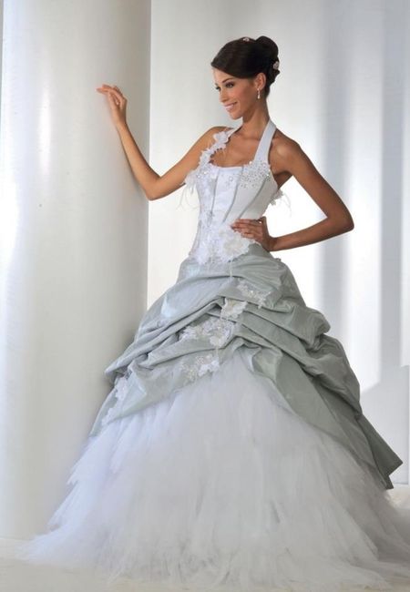 Voici la robe que g choisi pour mon mariage sur le thème de la féerie de l hiver