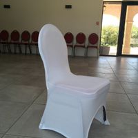 Housse sur chaise à dossier rond