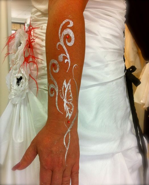 Tatouage éphémère paillettes