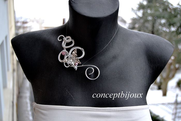 Mon collier, le devant