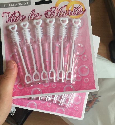 Bulles pour sortie église