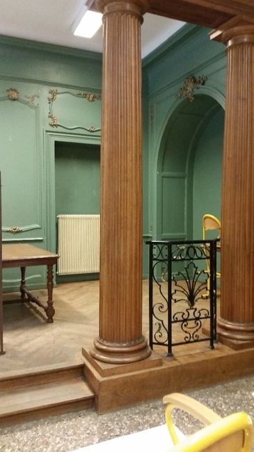 Salle de l'estrade