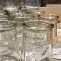 Petits pots en verre "Hapiness is homemade" 1EUR24