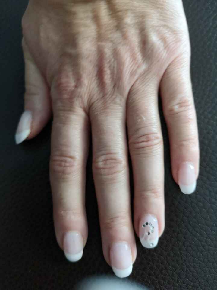 Voilà essaie manucure pour le jour j - 1