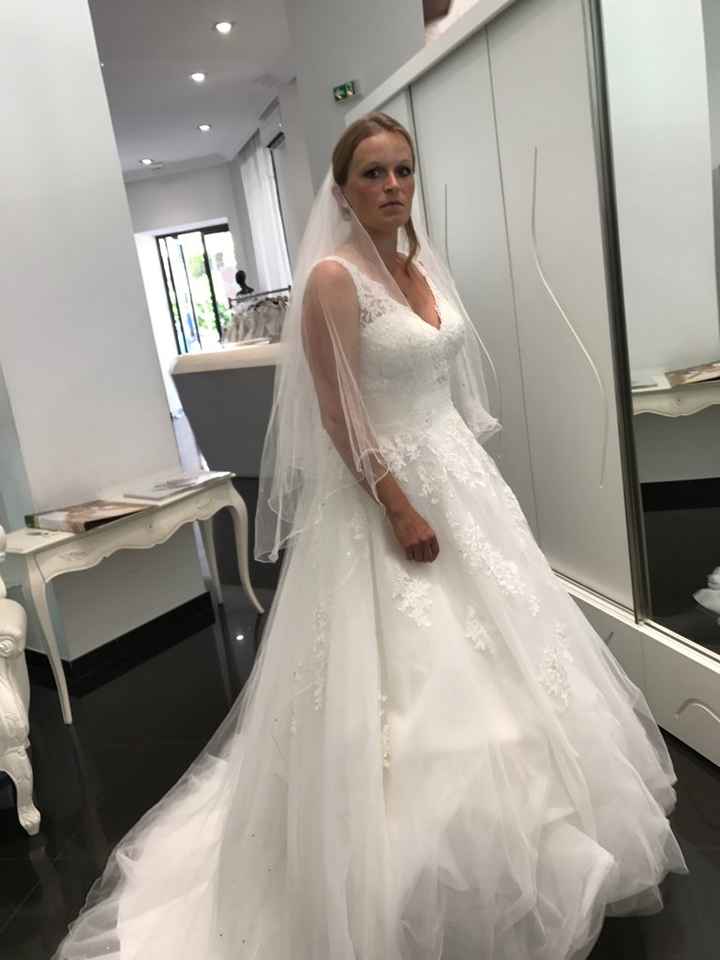 Essayage robes de mariée dans le 06 - 1