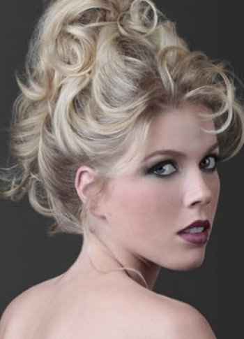 chignon moins strict