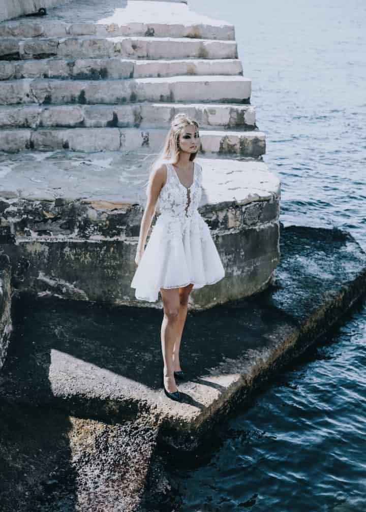 Cherche le créateur d une robe - 1