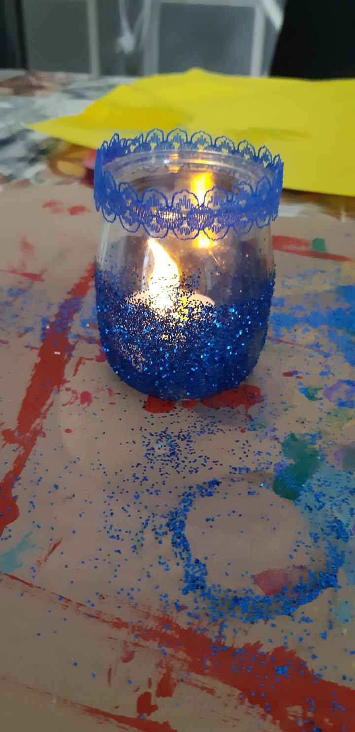 moitié en paillettes ruban dentelle bleu roi