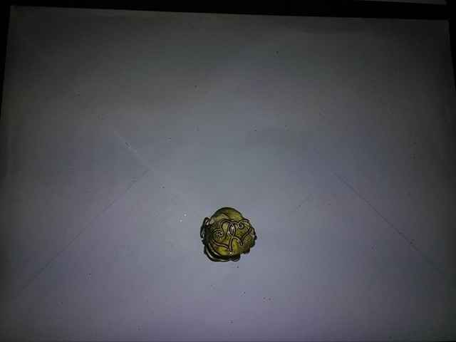 enveloppe vu de derriere