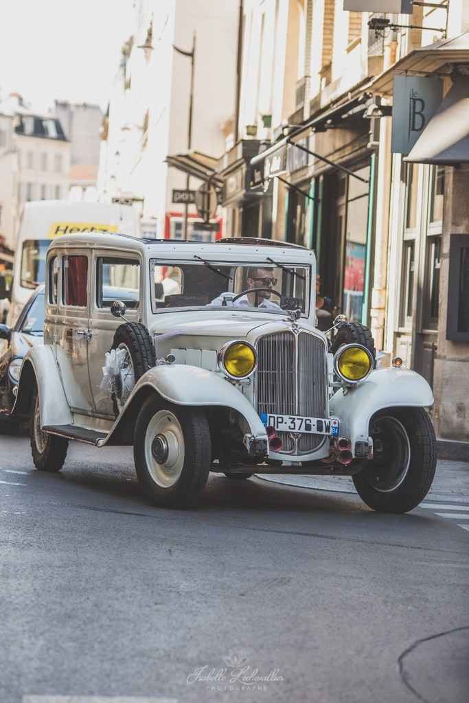 La voiture des mariés