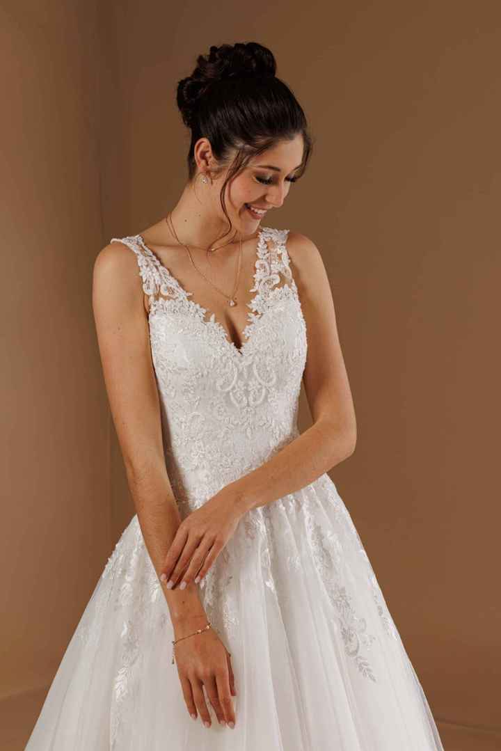 La marque de ma tenue est ___ - 1