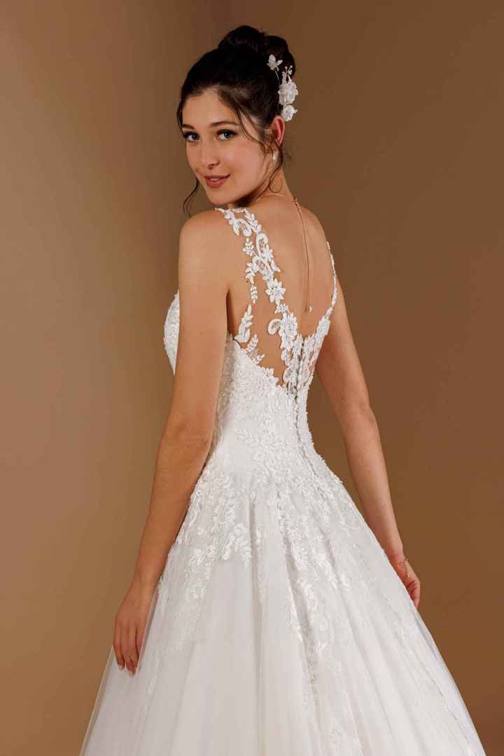 Vous misez sur le décolleté de dos ou de devant ? 🤔 - 2