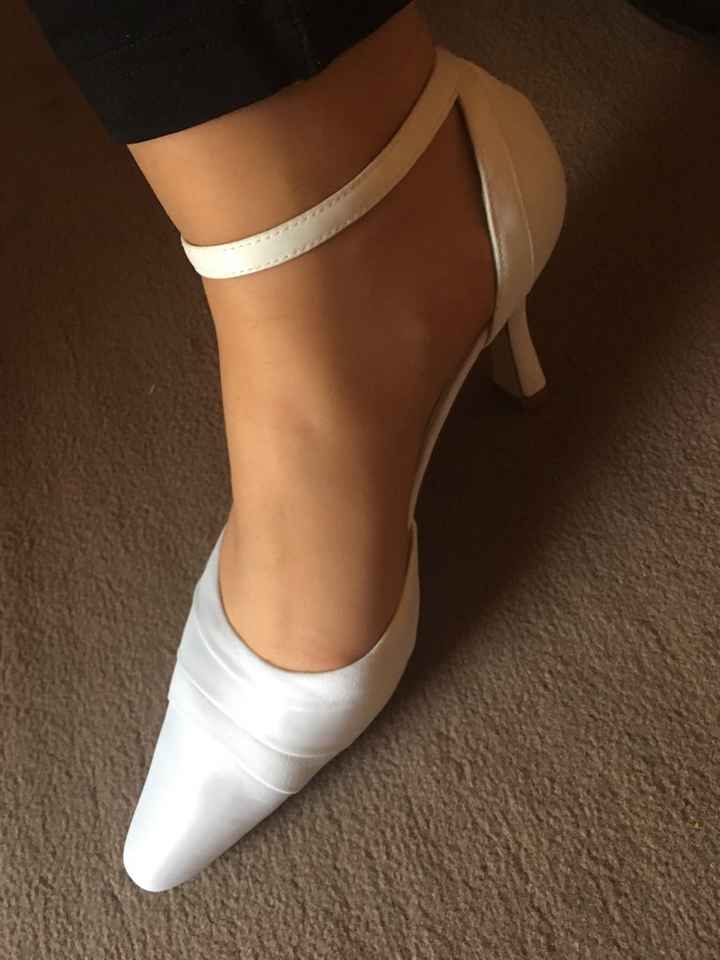 Mes chaussures...! - 1