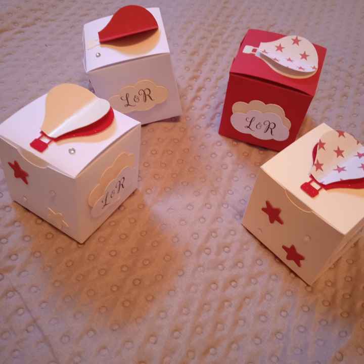 Boite à dragées et faire part de fait pour les invités - 2