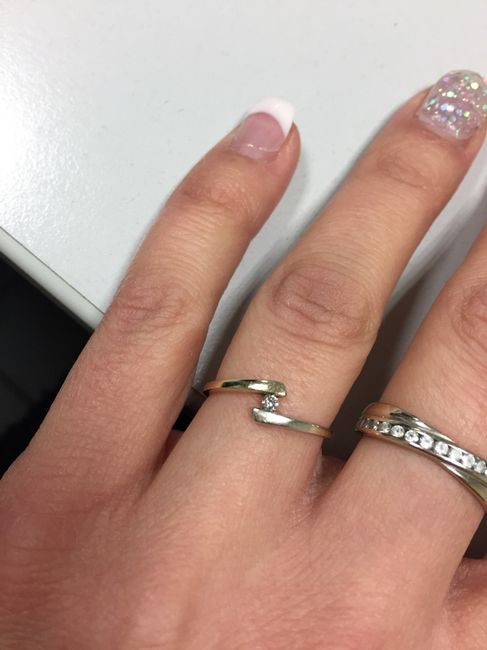 Avez-vous publié une photo de votre bague de fiançailles ? - 1