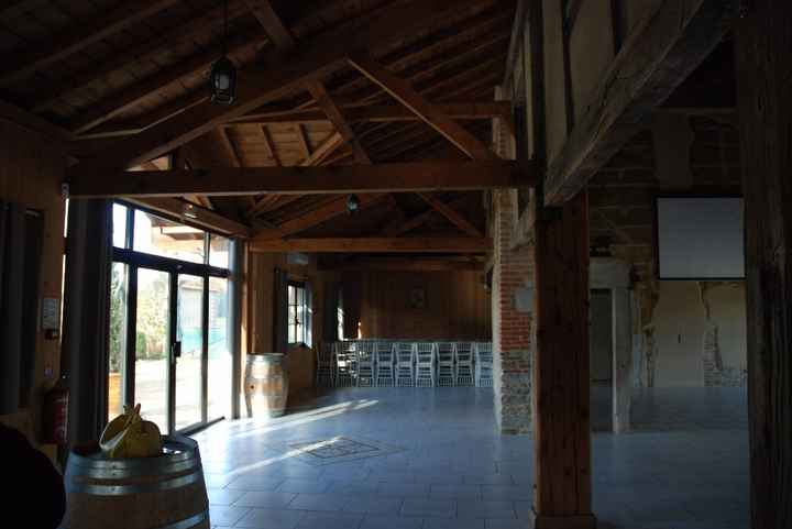 l'entrée de la salle