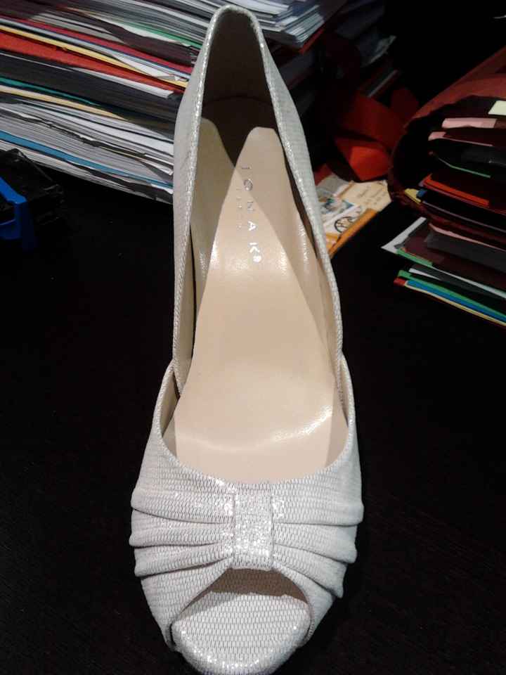 CHAUSSURES OU PAS...