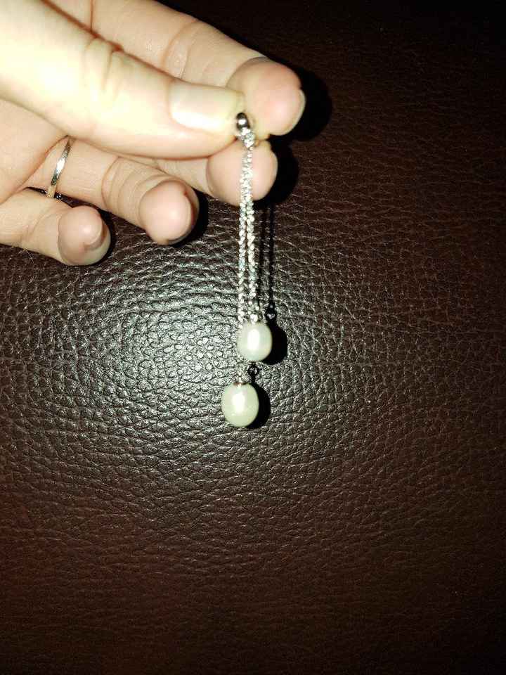 Boucles d'oreilles ?? - 1