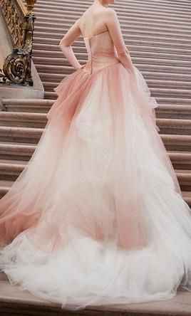 Que diriez-vous d’une mariée rose ? - 1