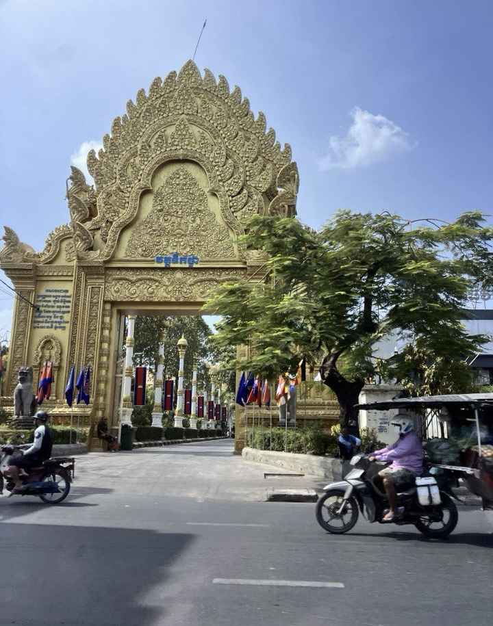 Les carnets de Marie - episode 11 (le Cambodge: un héritage vivant et une beauté intérieure qui lais