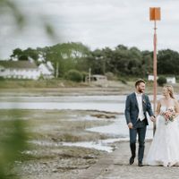 Notre mariage au bord de l'eau en Bretagne. 
