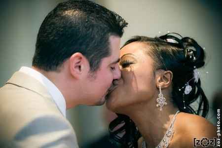 Vous pouvez embrasser la mariée