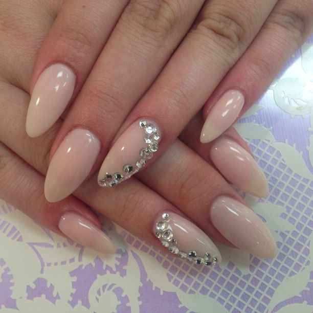 Des manucures nude tout en finesse! - 3