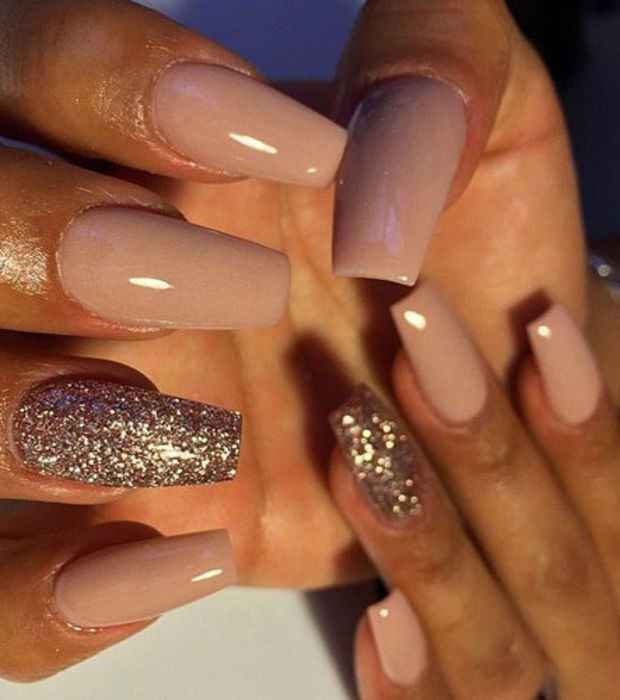 Des manucures nude tout en finesse! - 5