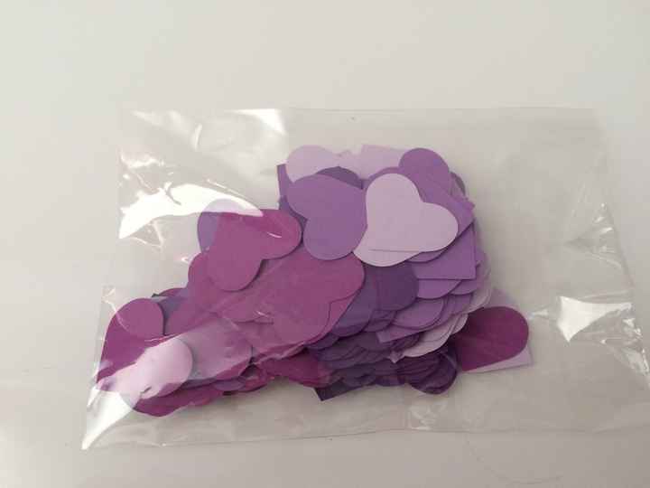 Confettis coeur (non utilisés) (2 sachets de 250 petits coeurs)