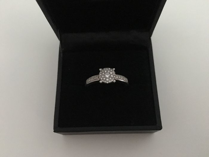 Bague de fiançailles - 1