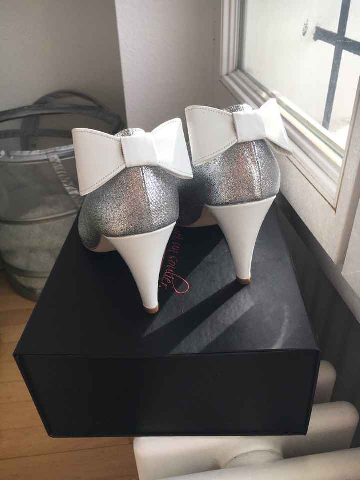Mes jolies chaussures cendrillon - 1