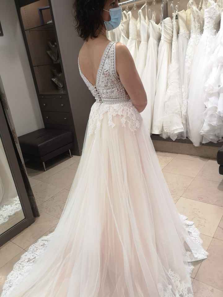 Tu seras une mariée habillée en blanc ou en couleurs ? - 3