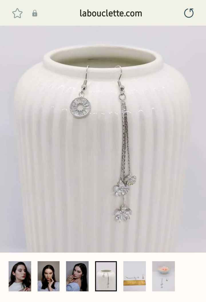 Boucle d'oreilles - 1