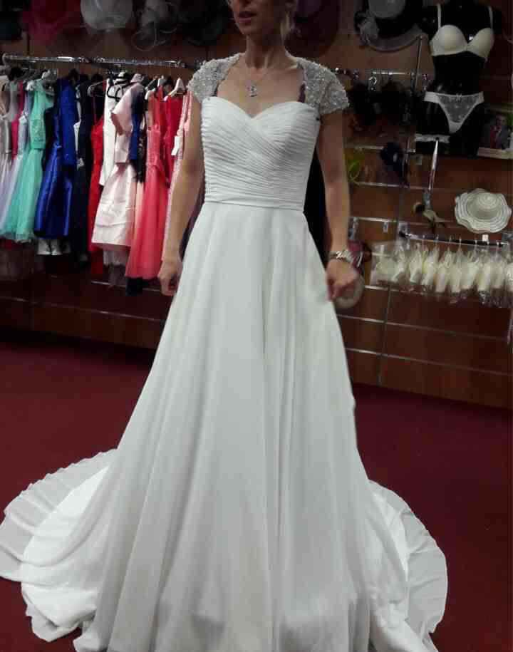  Montrez moi vos robes Princesse !! - 1